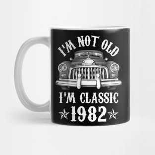 40 Year Old Vintage 1982 Classic Car 40th Birthday Gifts Mug